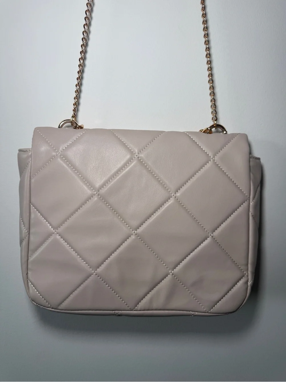 NWT Badgley Mischka Quilted Chain Shoulder Crossbody Bag Taupe